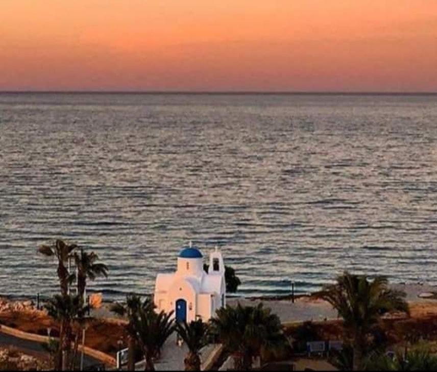 Anais Bay Hotel โปรทาราส ภายนอก รูปภาพ