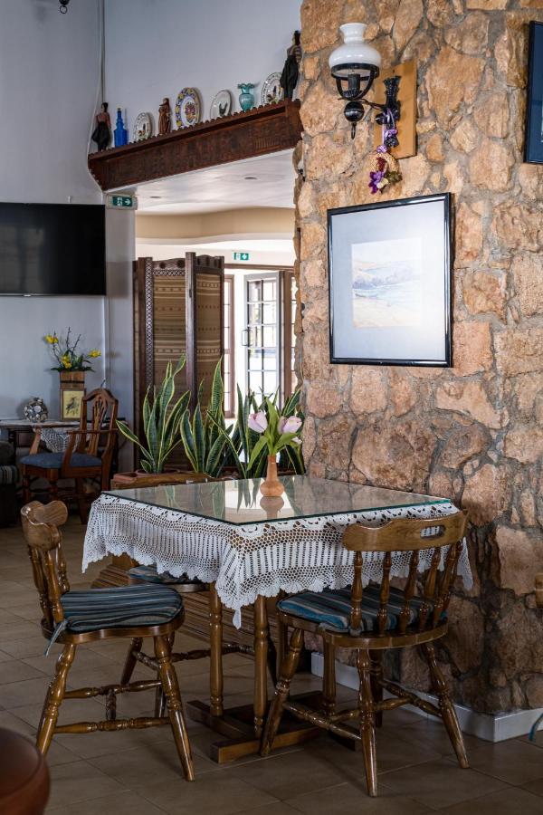 Anais Bay Hotel โปรทาราส ภายนอก รูปภาพ