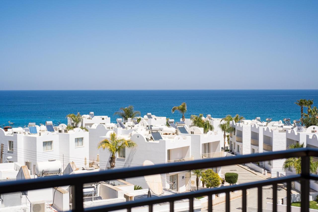 Anais Bay Hotel โปรทาราส ภายนอก รูปภาพ